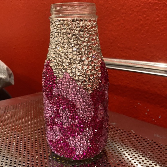Handmade Rhinestone mini vase - Picture 3 of 4